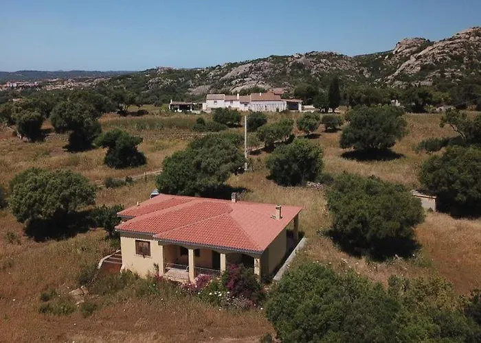 Tatil Evi Arzachena-villa Moru Relax In Mezzo Natura *